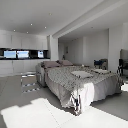 Appartement Vue T2 61m²+ Parking